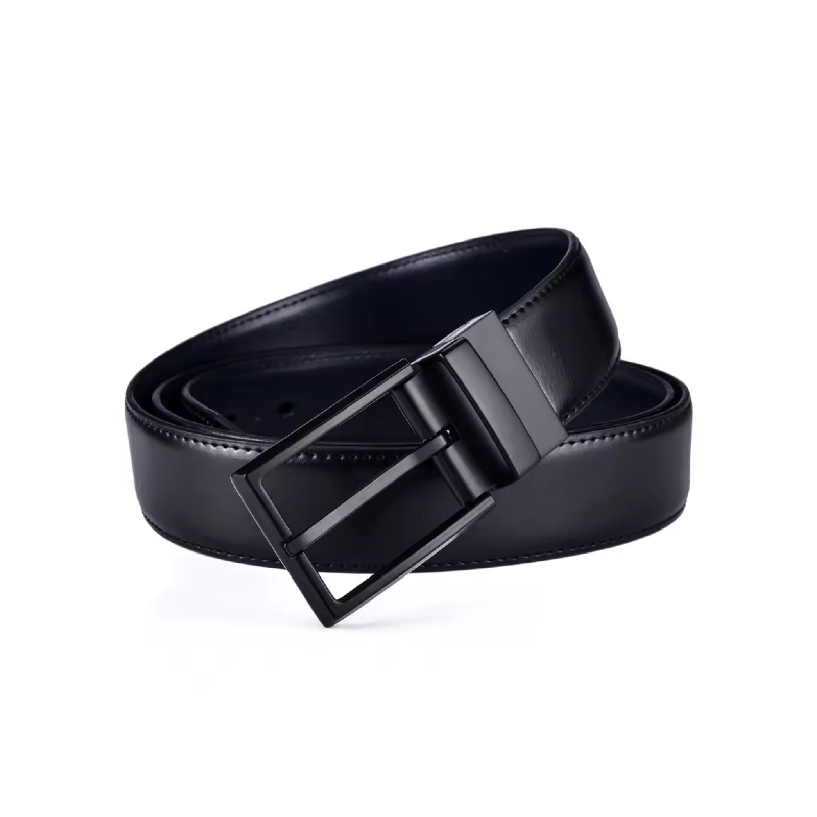 Muški kožni kaiš u crnoj boji, klasična kopča, prednja strana kaiša. Kolekcija crnih kožnih kaiševa