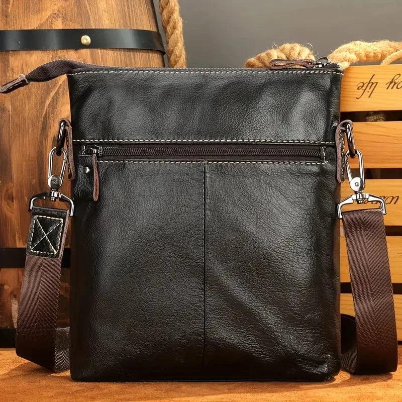 Muska kozna torba Vertigo - Crna Boja - Prikaz zadnje strane