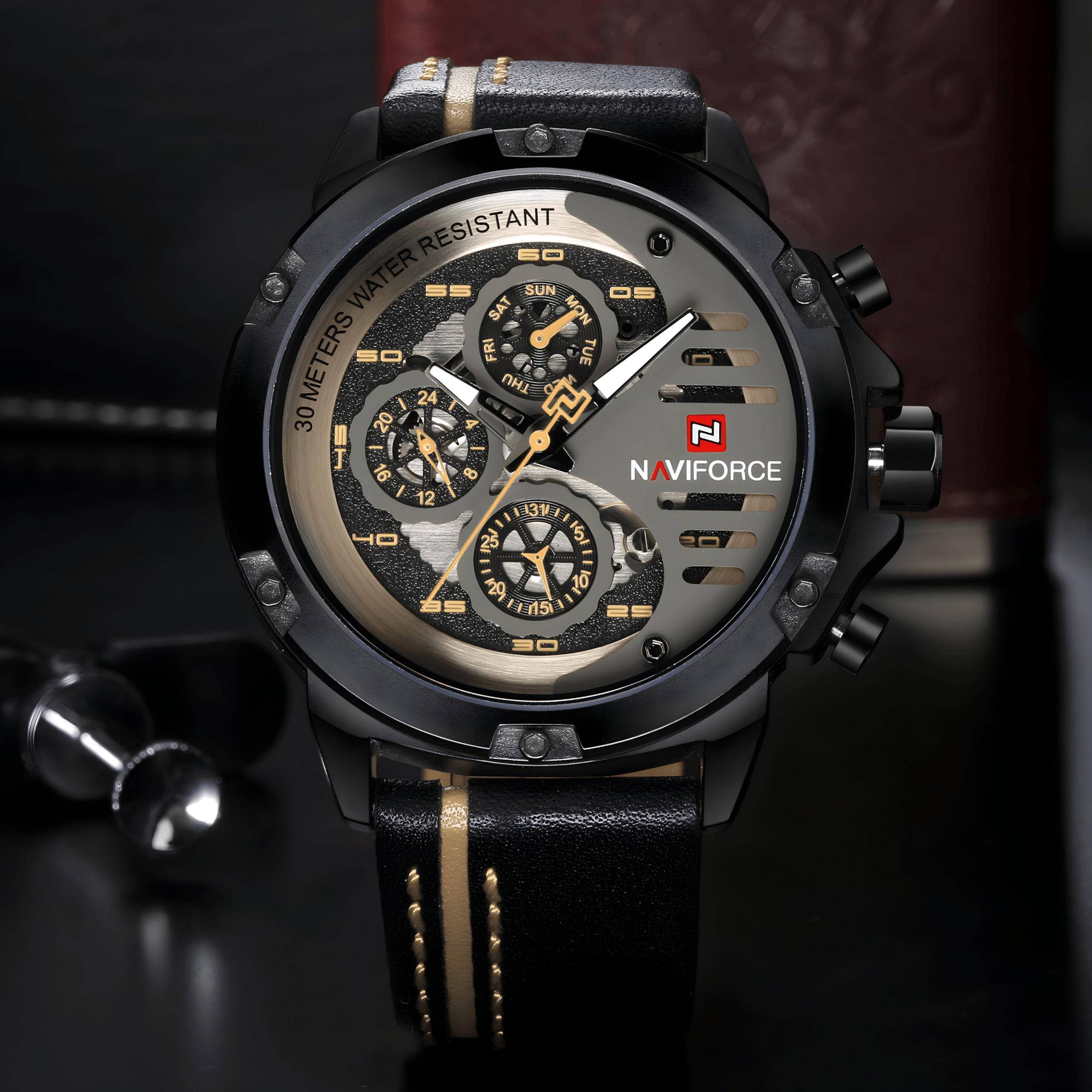 Muški sat NaviForce NF9110 - Crno-Zlatna Boja