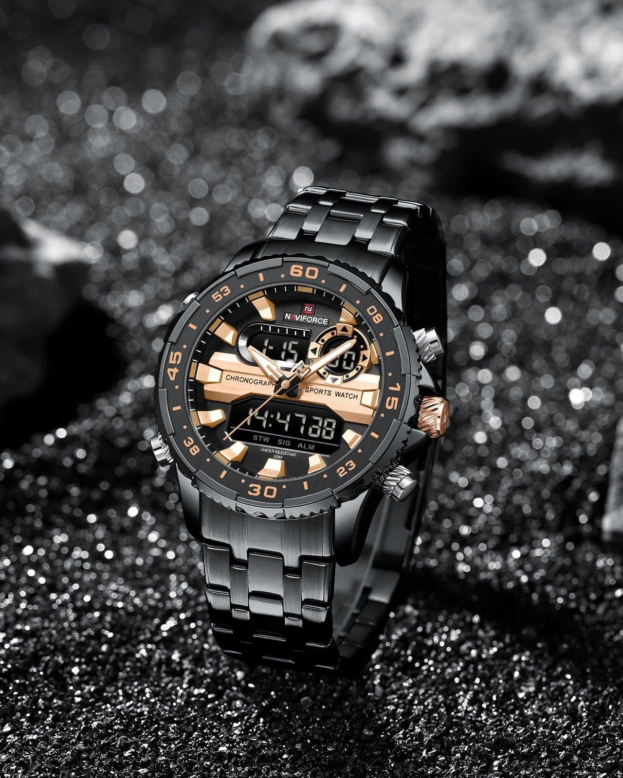 Bocni levi prikaz prednje strane kucista i metalne narukvice muskog sata NaviForce NF9234 u crno rose-gold boji. Najbolja cena i prodaja u Srbiji