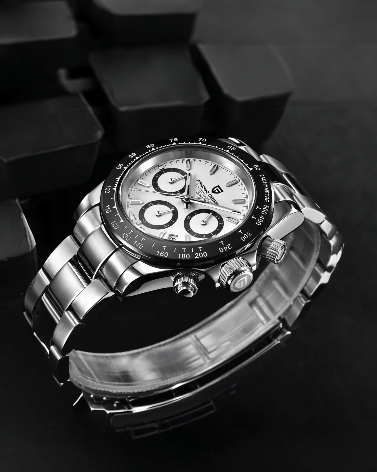 Detaljan prikaz Korone na muškom satu Pagani Design PD1664 Daytona, Bela boja. Metalna narukvica Najbolja Cena u Srbiji.