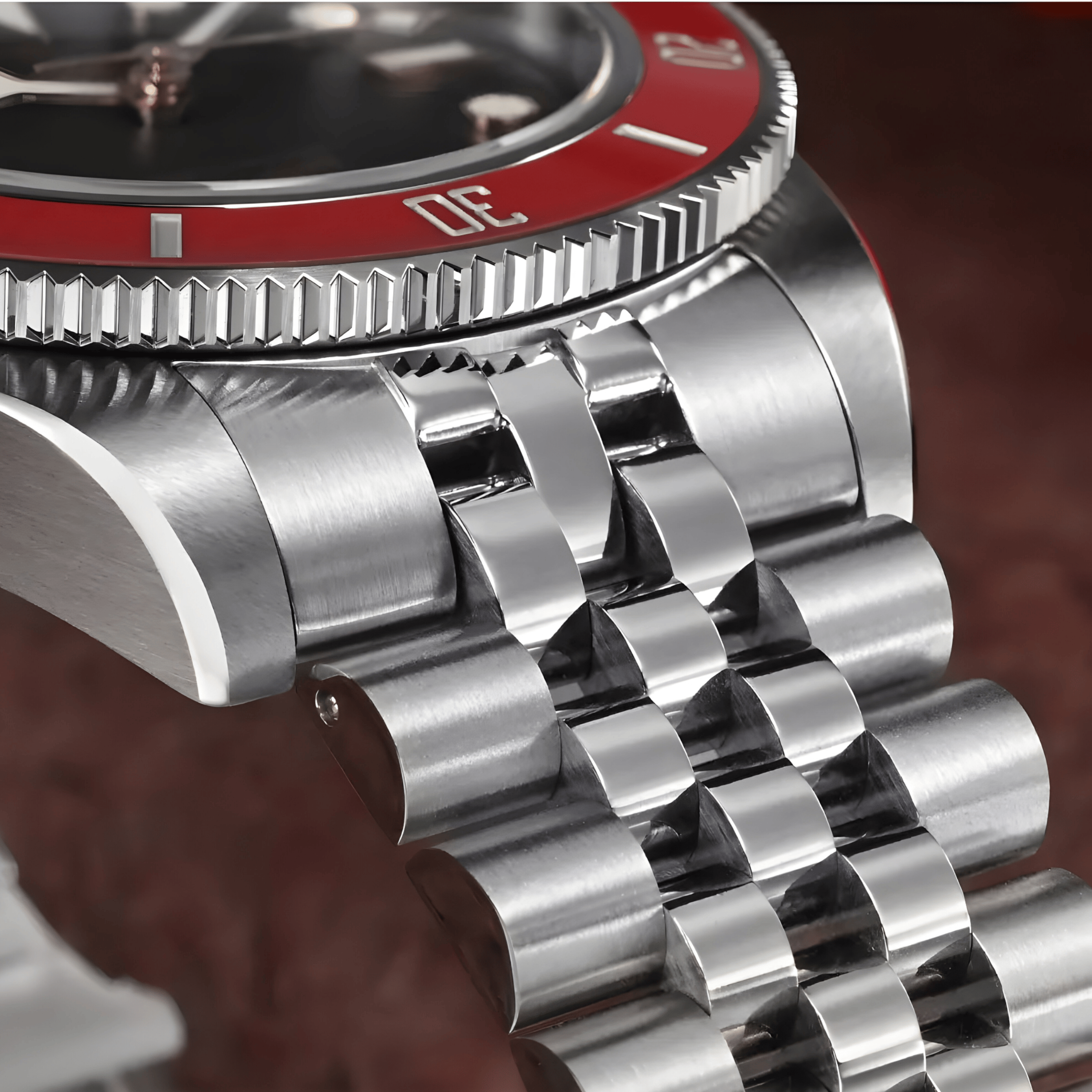 Detaljan prikaz spoja Jubilee narukvice i kućišta sata San Martin SN0128 sa precizno obrađenim end-linkovima