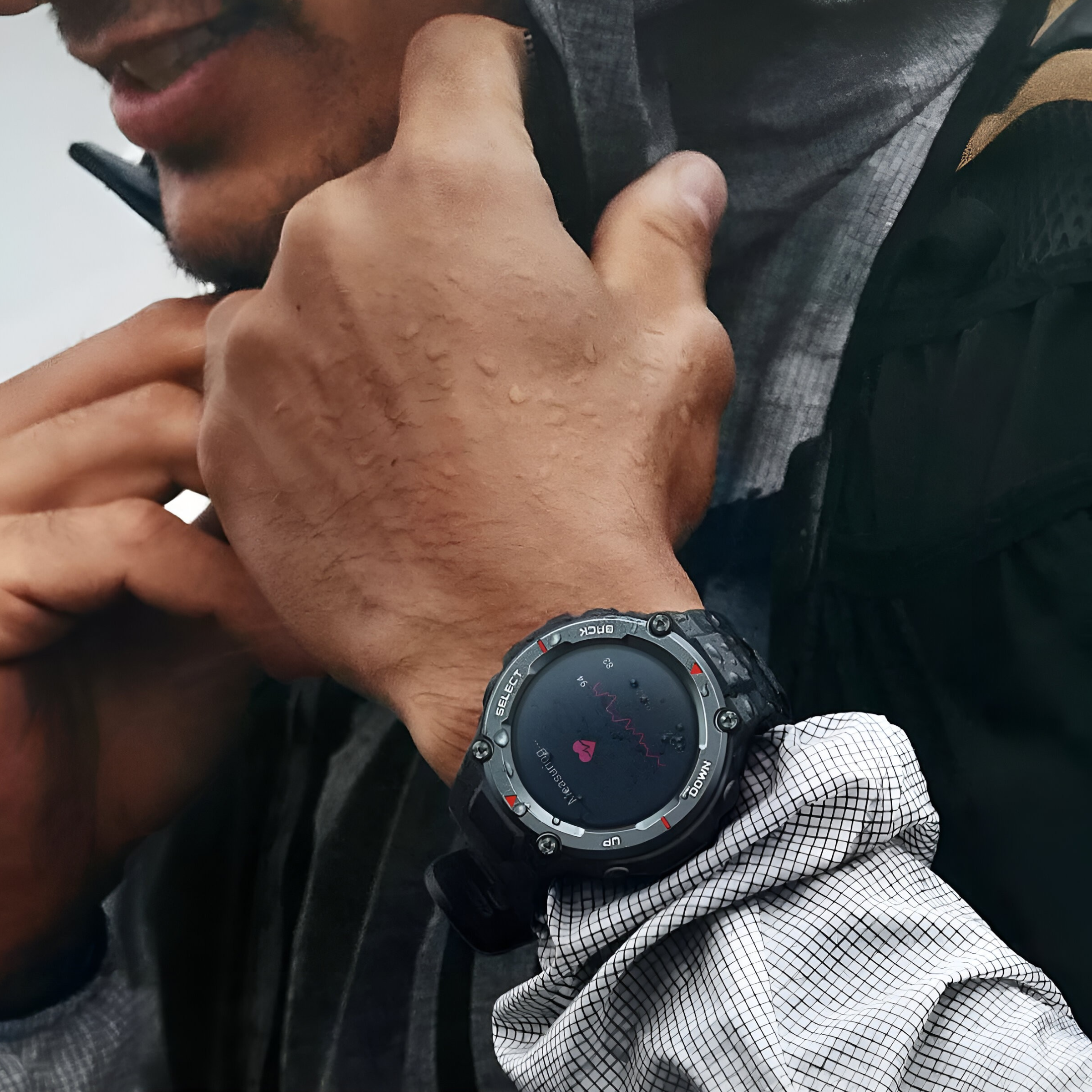 Muški Pametni Satovi – Tehnologija, Sport i Fitness u Jednom