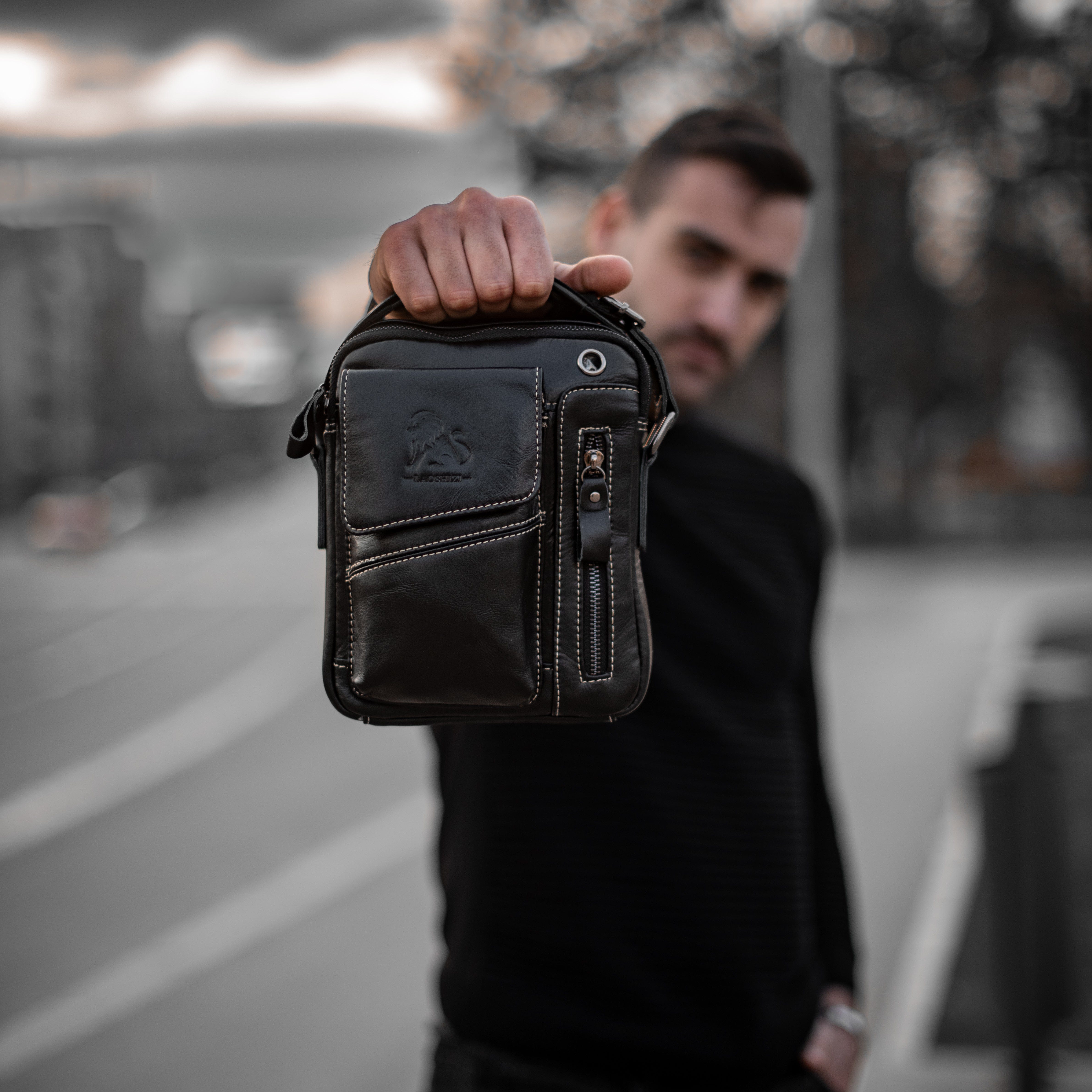 Kožna Torba  "Leo" 🦁⚫️ 35% OFF Handbags Be Brave Man Srbija