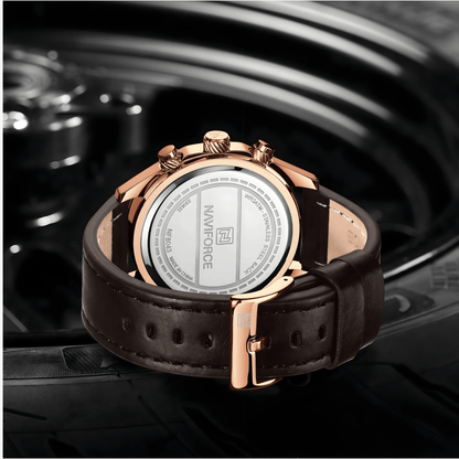 Zadnja strana muškog sata NaviForce NF8043 sa čeličnim kućištem i kožnom narukvicom