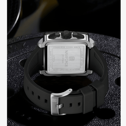 Zadnja strana muškog sata NaviForce NF8064 Arrival sa srebrnim kućištem i silikonskom narukvicom