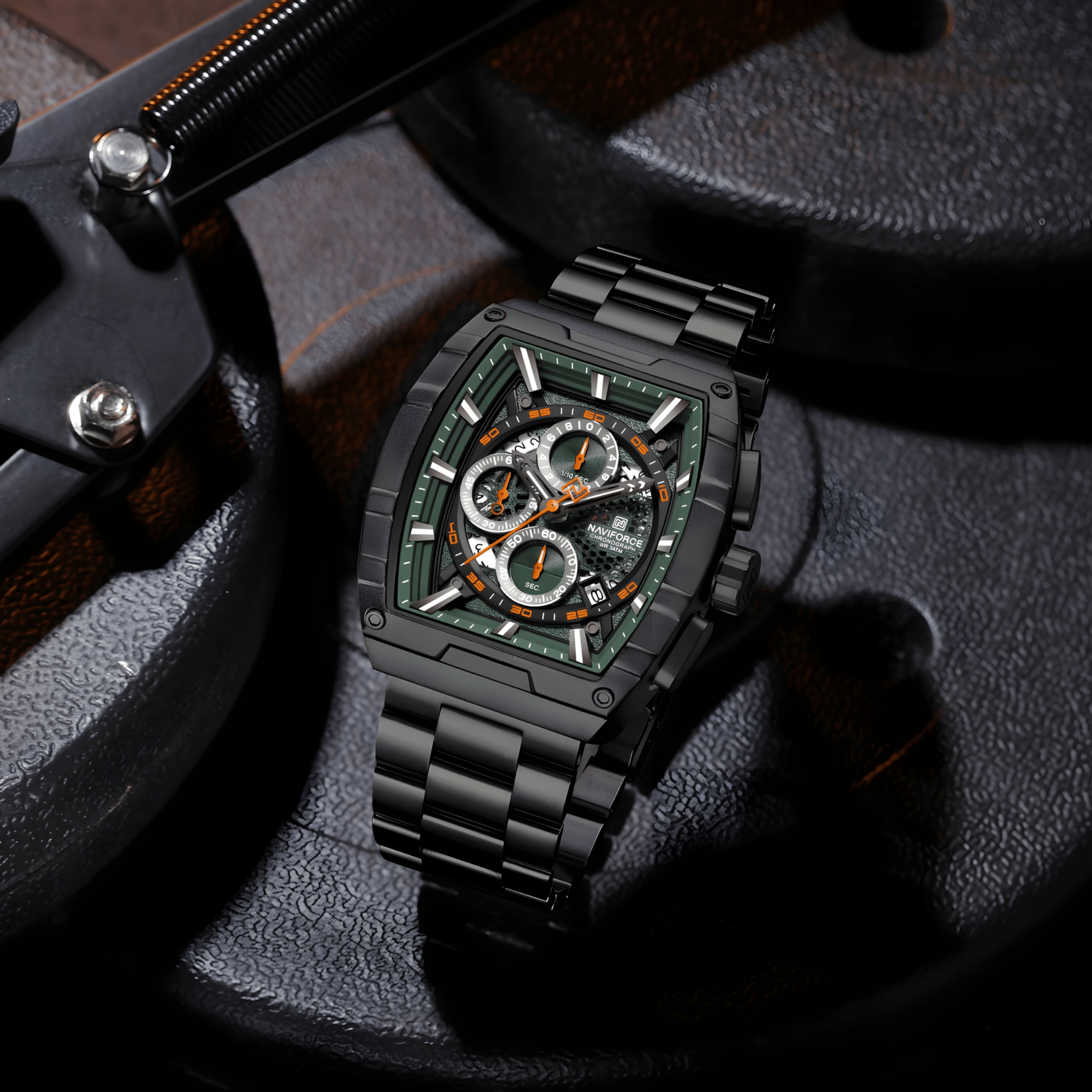 NaviForce NF8066 Titan muški sat sa zelenim brojčanikom, stainless steel kućište i metalna narukvica