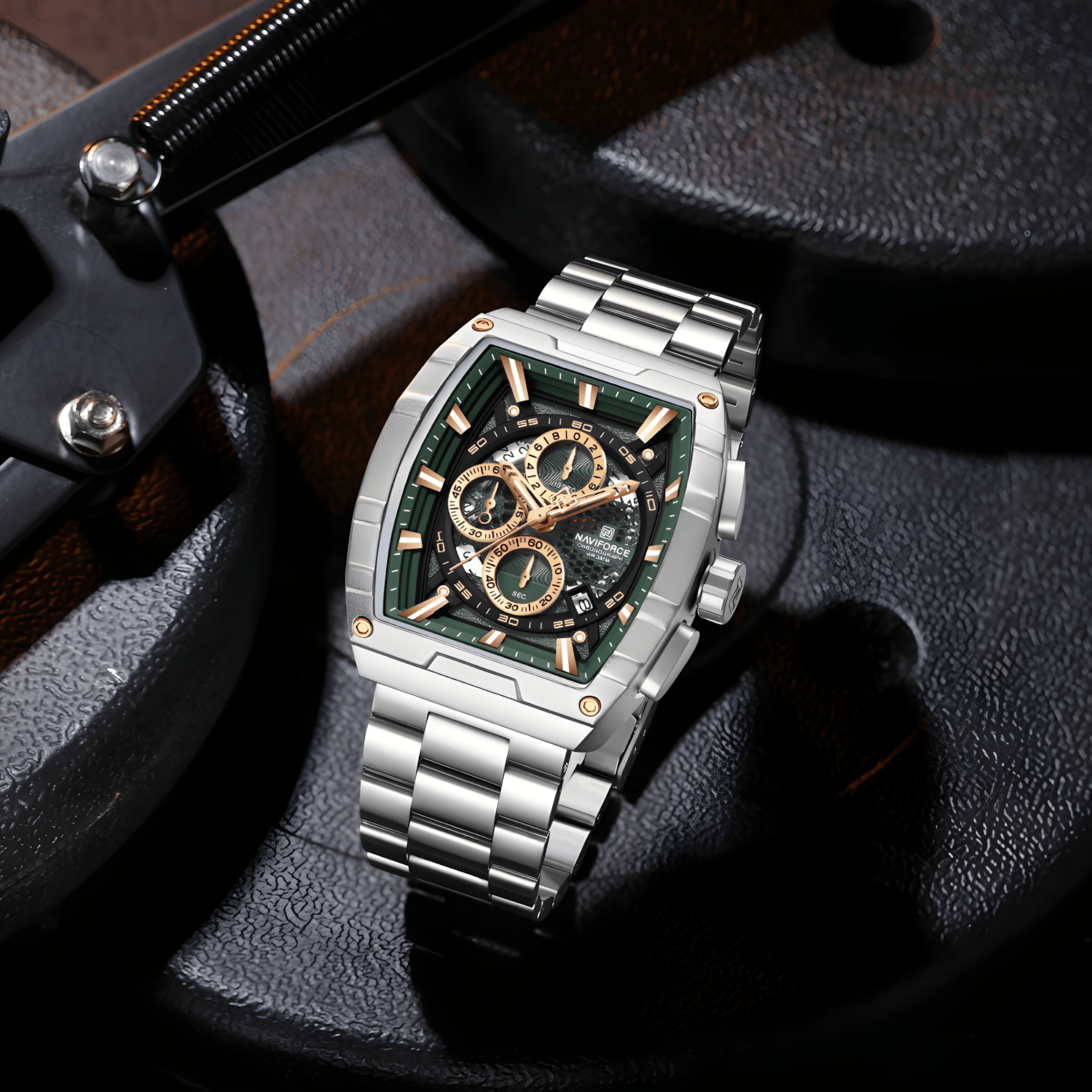 NaviForce NF8066 Titan muški sat sa zelenim brojčanikom, stainless steel kućište i metalna narukvica