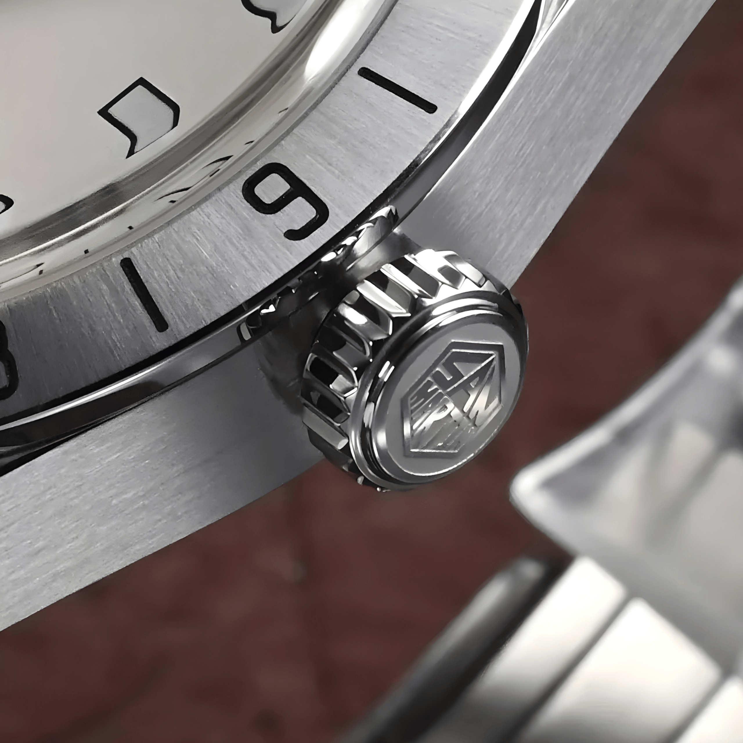 Muški Sat SAN MARTIN SN0054 GMT - Explorer Polar